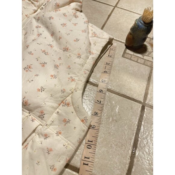 THREAD + SUPPLY Women’s Quilted Puffer Vest Warm Cute Soft Outdoors Welt Pockets - Picture 15 of 16